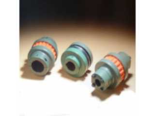 Spacer coupling designs