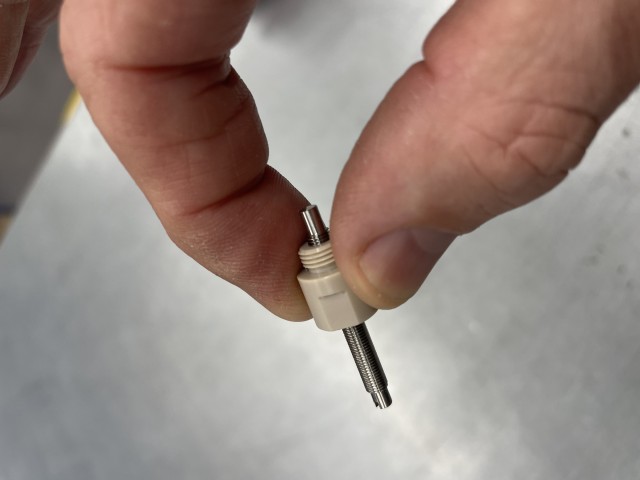 Miniature leadscrews and nuts